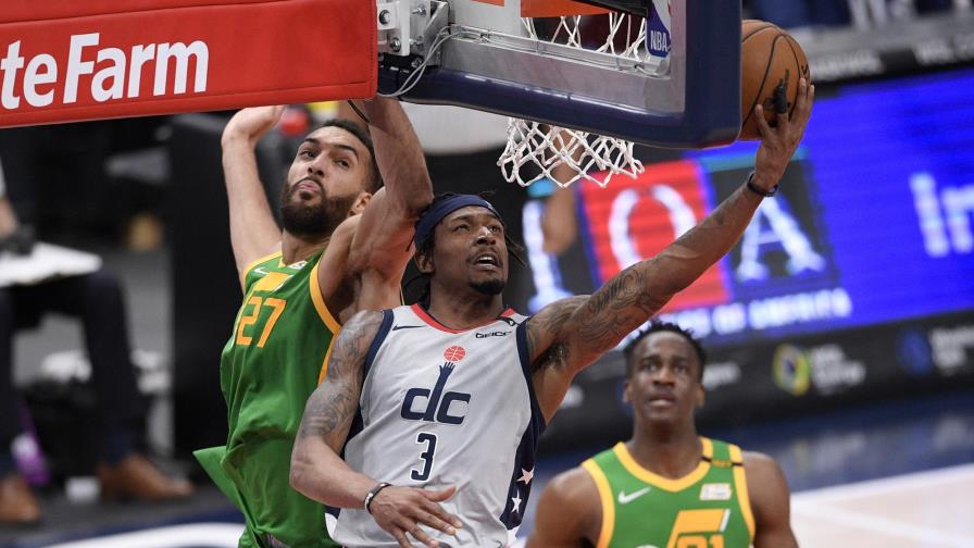 Beal logra 43 puntos y Wizards despachan 131-122 a Jazz