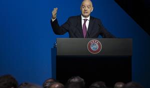 La FIFA entiende Infantino debe seguir en cargo durante pesquisa