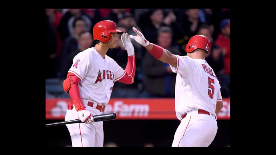 Dirigente de los Angelinos buscará balancear el tiempo de juego de Pujols y Ohtani
