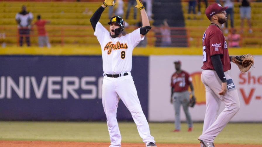 Águilas propinan octava derrota seguida a Gigantes Águilas propinan octava derrota seguida a Gigantes