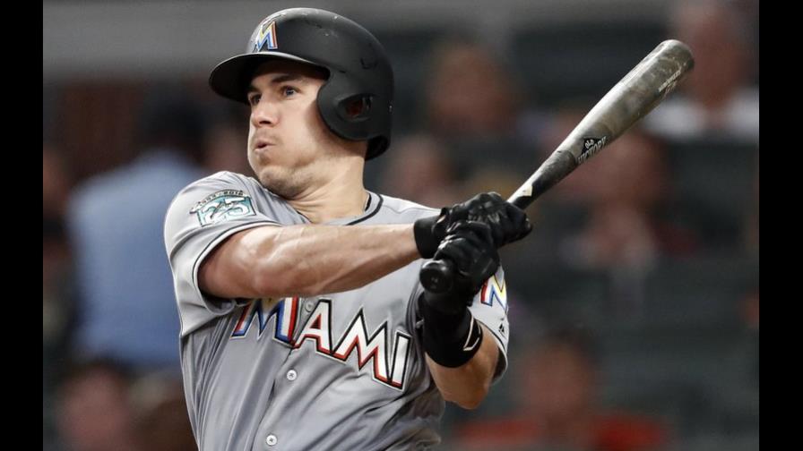 Filis adquieren a J.T. Realmuto; ¿Irán por Bryce Harper o Manny Machado?