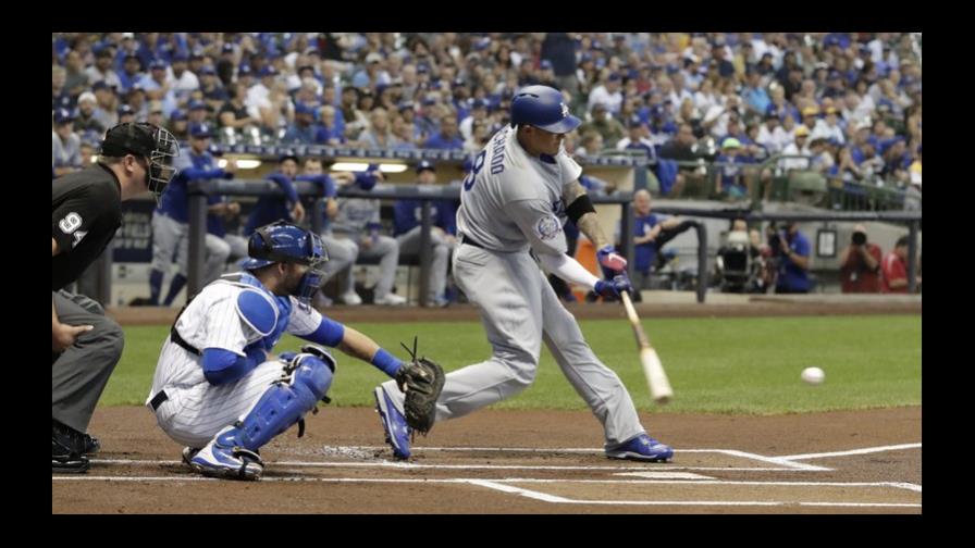 Comisionado de las Grandes Ligas contento con firma de Manny Machado 