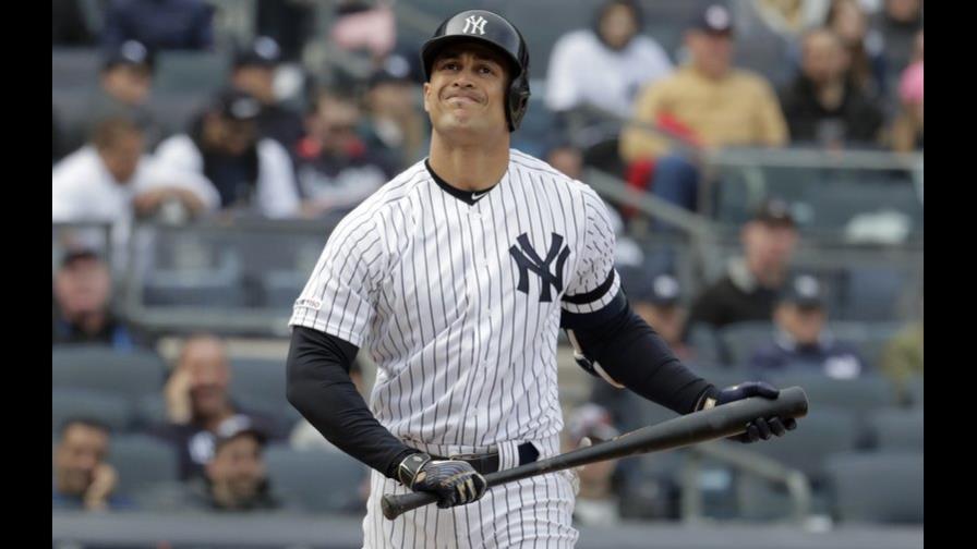 Los Yanquis colocan a Giancarlo Stanton en lista de lesionados por 10 días