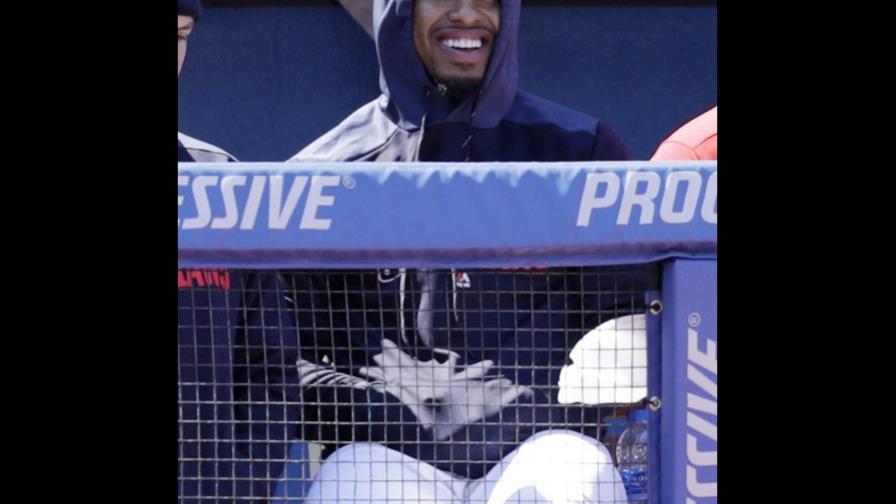 Francisco Lindor vuelve con Indios, pero sigue inactivo por lesión