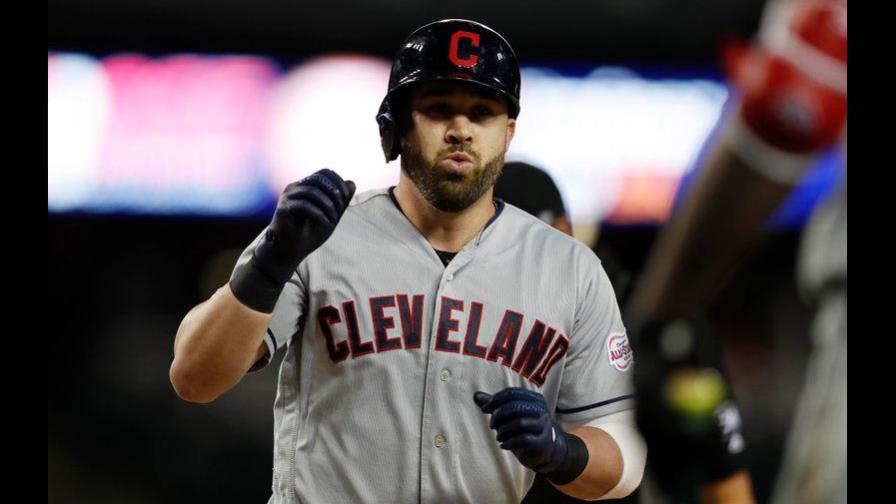 Jason Kipnis pega dos jonrones e Indios vencen a Tigres