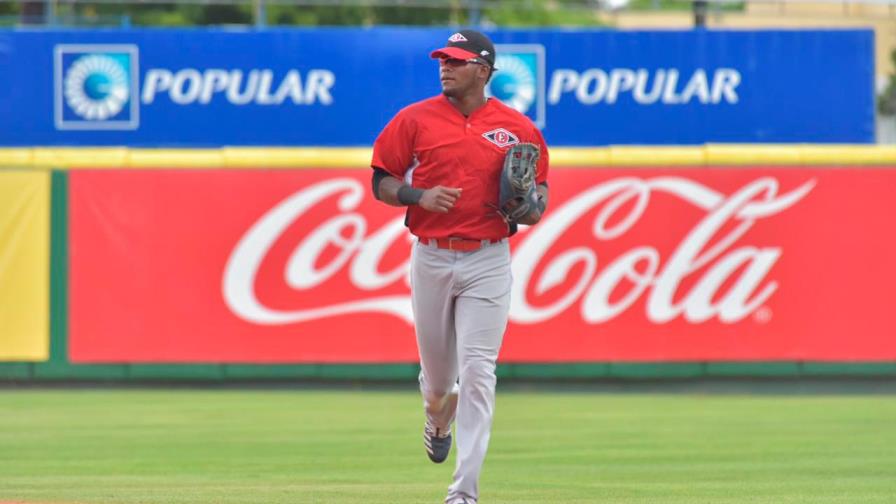 Seis peloteros fortalecerán a los Leones del Escogido