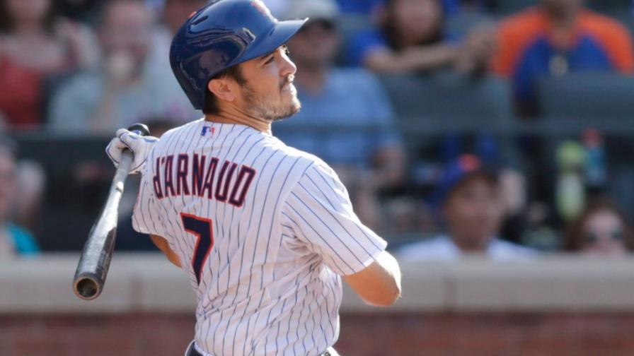D’Arnaud y Mets evitan ir al arbitraje tras acordar contrato 
