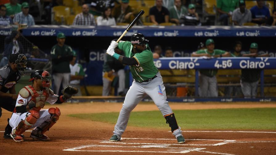 Con jonrón de Miguel Sanó, Estrellas se quedan solas en primer lugar