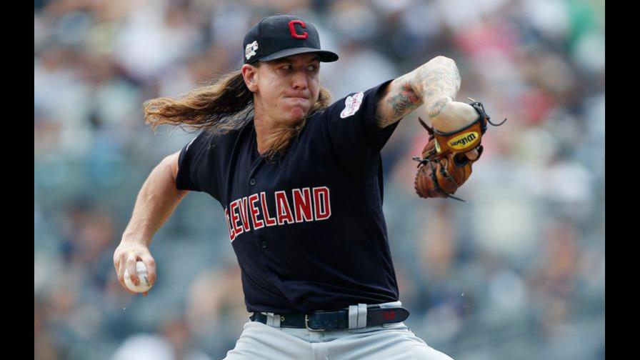 Mike Clevinger poncha a 10 e Indios superan a Yanquis