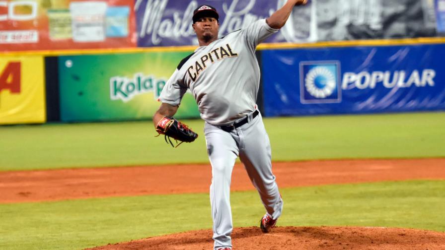 Enny Romero logró otro permiso y realizará dos aperturas más