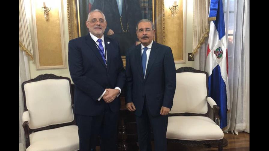 Vitelio Mejía visita al Presidente de la República 