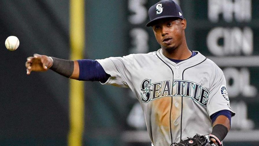 Jean Segura no cree justo trato a Robinson Canó