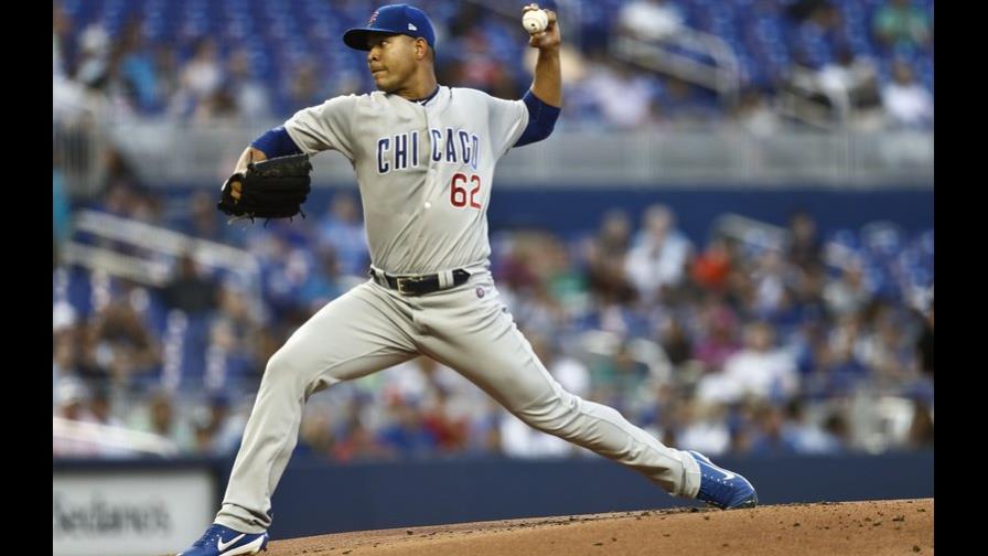 José Quintana lanza siete entradas; Cachorros blanquean a Marlins