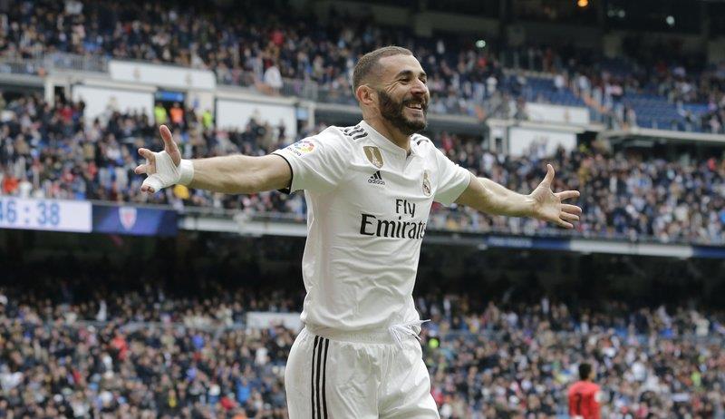 Karim Benzema logra triplete; Real Madrid golea a Bilbao