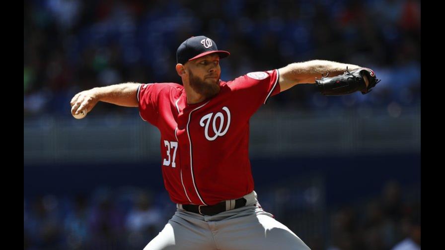 Stephen Strasburg poncha a 11; Nacionales blanquean a Marlins