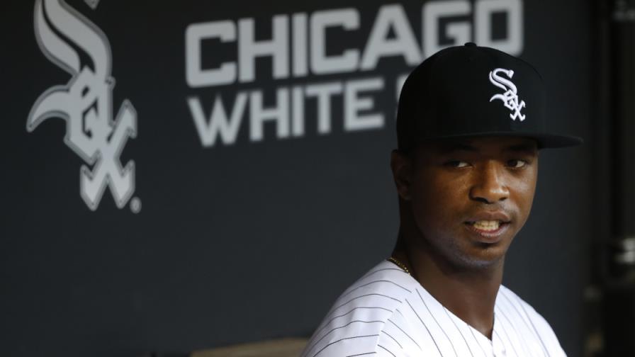 Medias Blancas inhabilitan a Eloy Jiménez por torcedura en el tobillo derecho