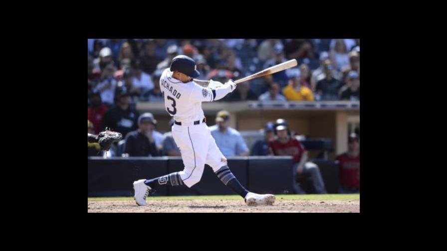 Machado y Kinsler lideran paliza sobre Bravos