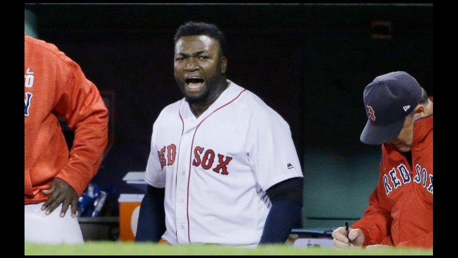David Ortiz toma un respiro en Francia junto a su esposa 