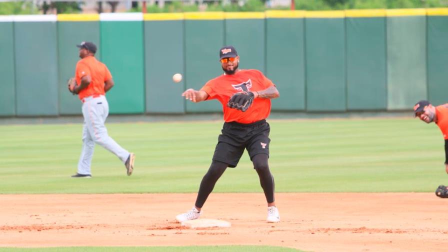Jordany Valdespín: “Me entregaré en un 100% para darle la corona a los Toros” Jordany Valdespín: “Me entregaré en un 100% para darle la corona a los Toros”