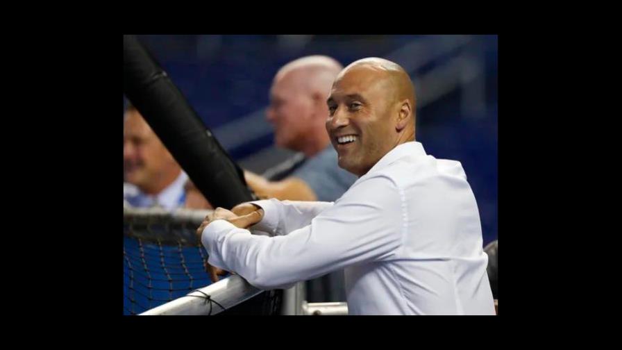 Derek Jeter anuncia cierre de instalaciones de Marlins Derek Jeter anuncia cierre de instalaciones de Marlins