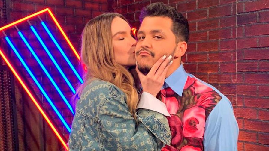 Joyas con sus nombres y tatuajes, así va la relación de Belinda y Christian Nodal 