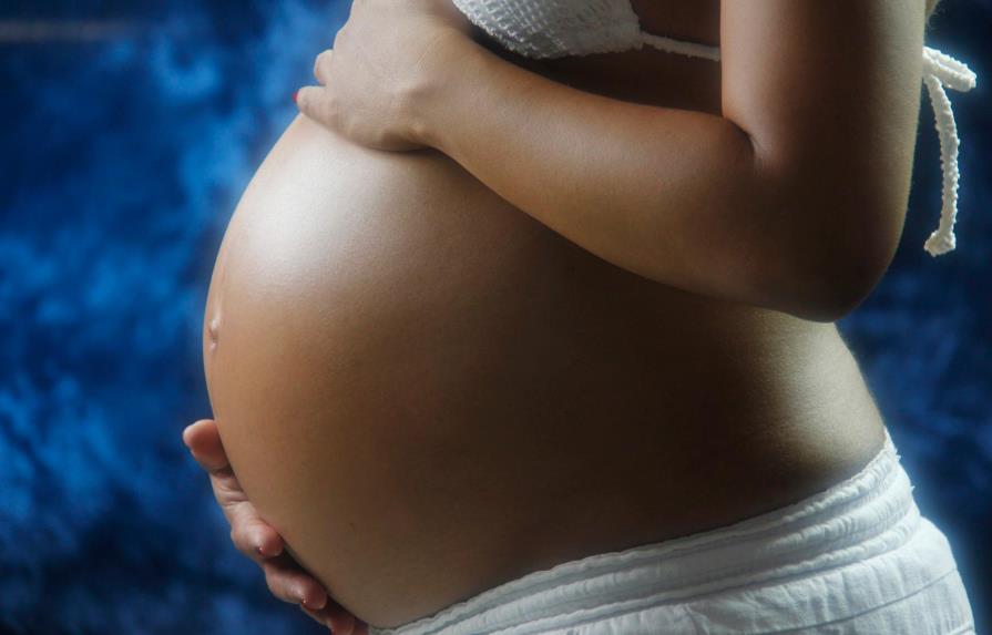 Especialista advierte sobre factores de riesgo en el embarazo