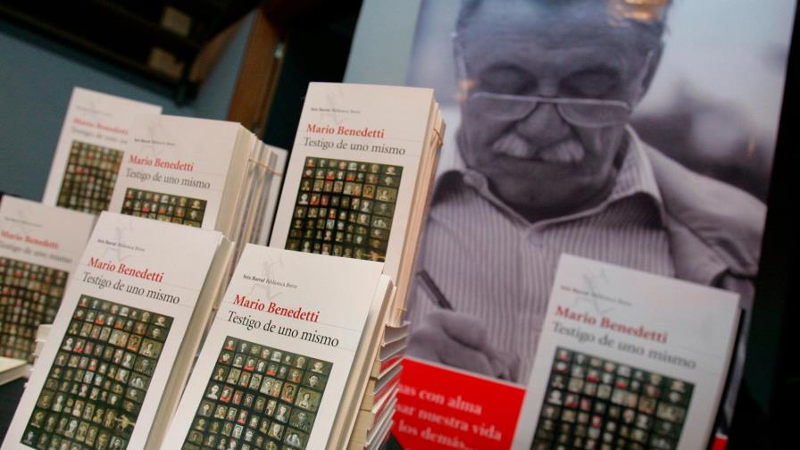 Cien años de Benedetti, según su biógrafa