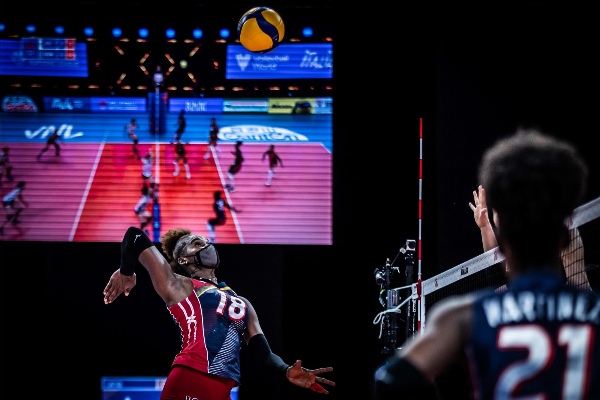 Bethania de la Cruz hace una ofensiva en el segundo parcial. (Fuente externa)