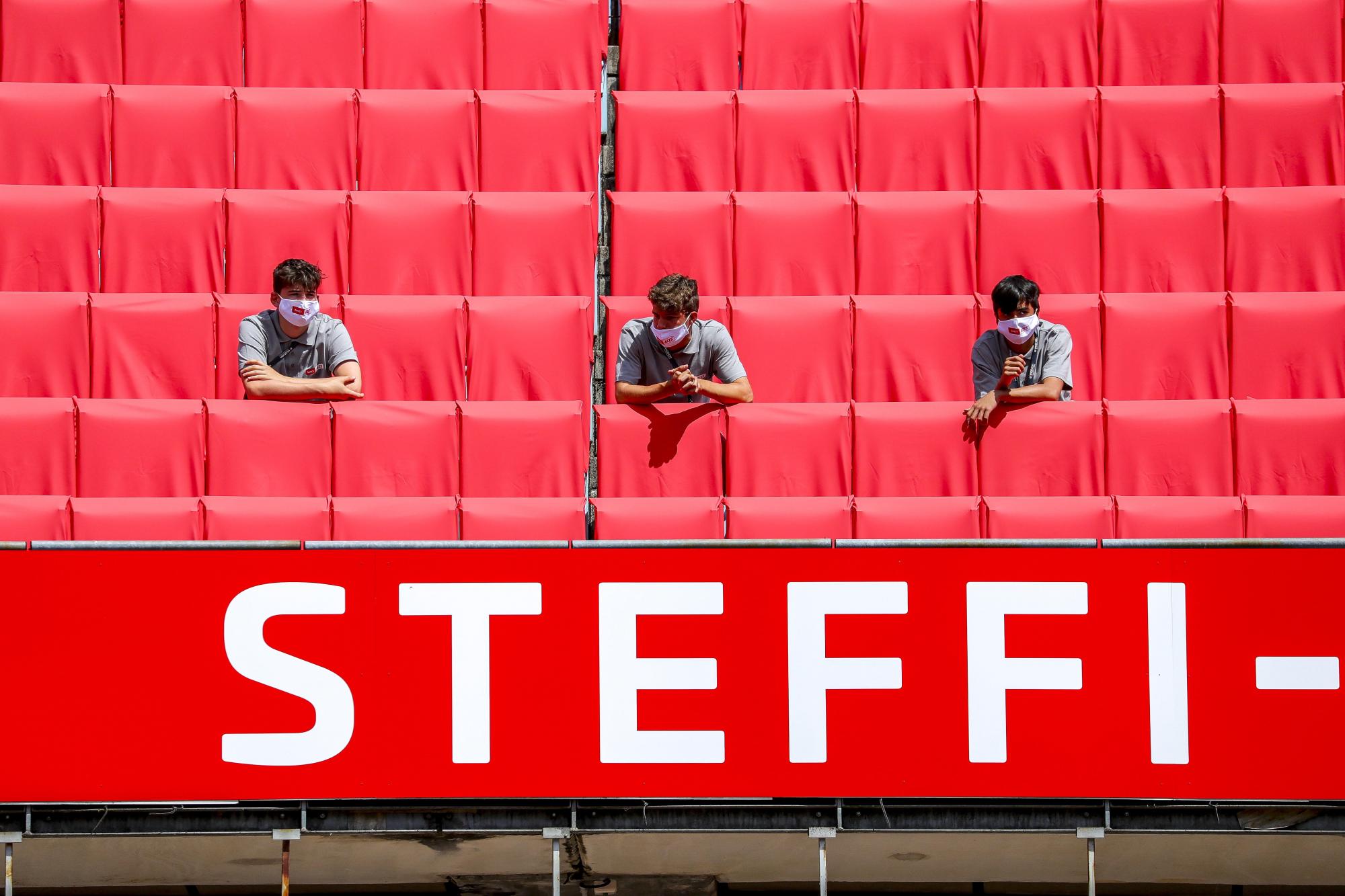 El torneo de tenis bett1ACES  en el Steffi-Graf-Stadium en Berlín, Alemania, el 13 de julio de 2020 sin la presencia de público. (EFE/Omer Messinger)