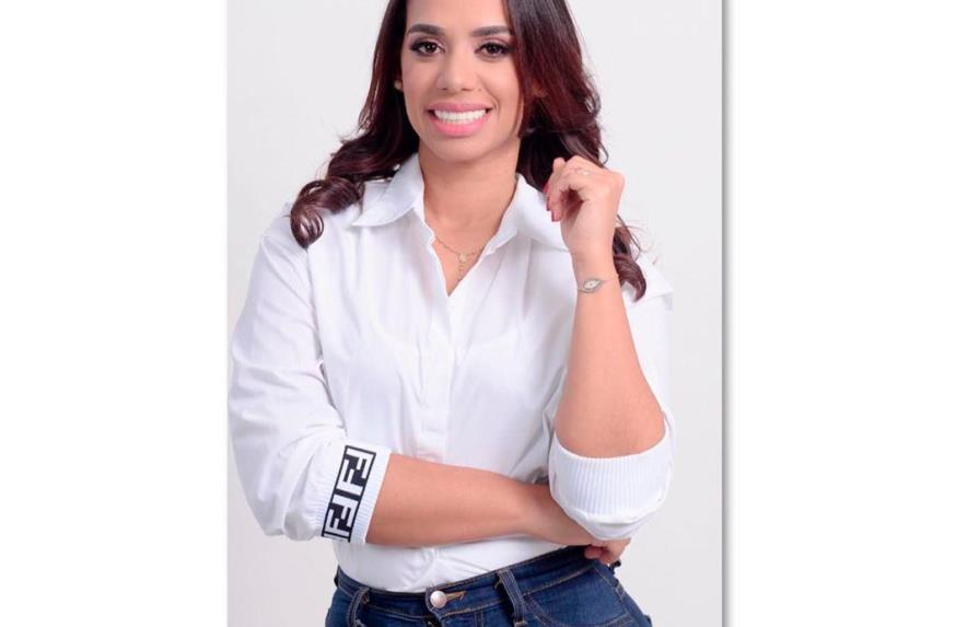Exbailarina Betty Gerónimo gana candidatura a diputada por Santo Domingo Norte 