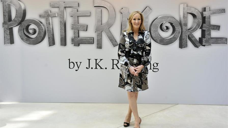 JK Rowling anuncia que ha superado el coronavirus