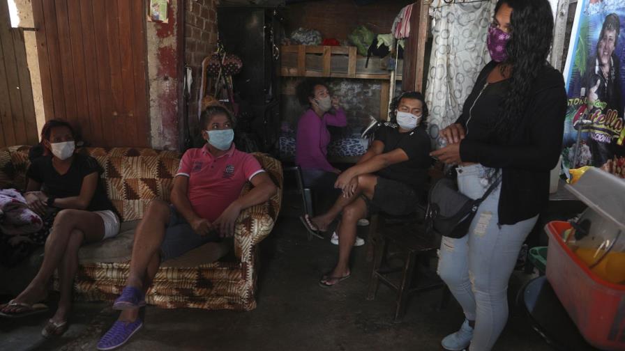 Dura vida para comunidad trans de Perú en tiempos del virus
