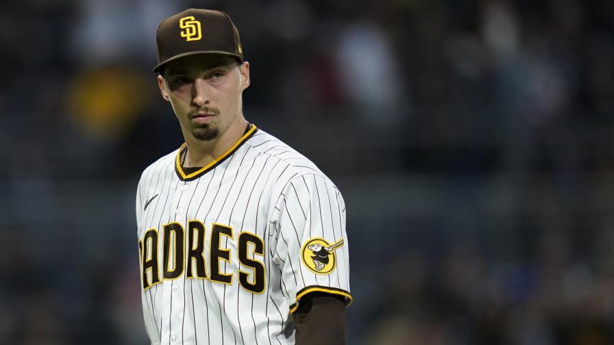 Snell logra 1er triunfo con Padres, que vencen a Gigantes