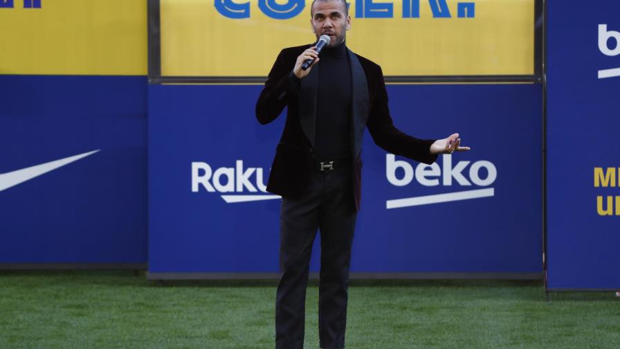 Alves en el Barcelona: Vengo a guerrillear