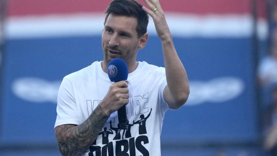 Messi ovacionado antes de que PSG venza 4-2 al Estrasburgo