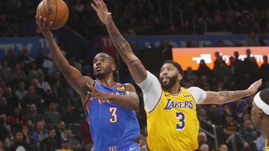 Davis anota 33 puntos y Lakers ganan 130-127 al Thunder