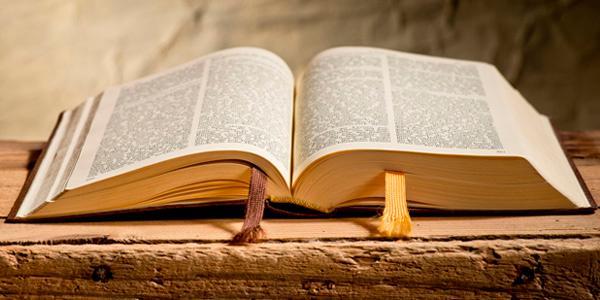 Ministerio de Educación distribuirá miles de biblias en las escuelas el próximo año escolar 