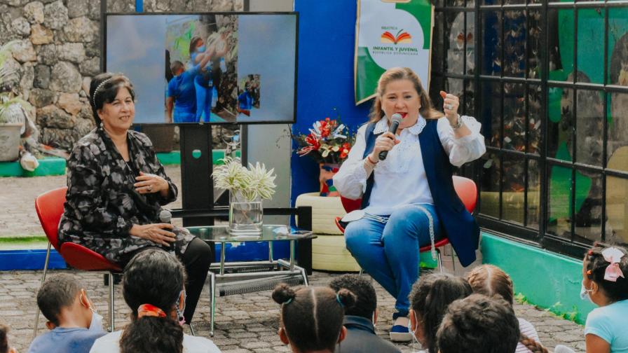 La BIJRD culmina campamento de verano con “Libros bajo el cielo La BIJRD culmina campamento de verano con “Libros bajo el cielo