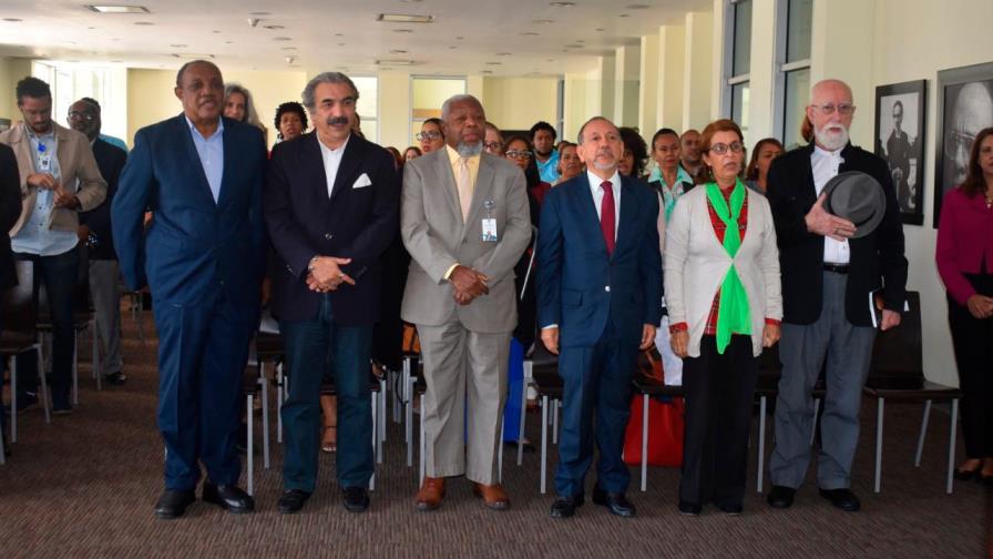 Biblioteca Nacional celebra su 49 aniversario Biblioteca Nacional celebra su 49 aniversario