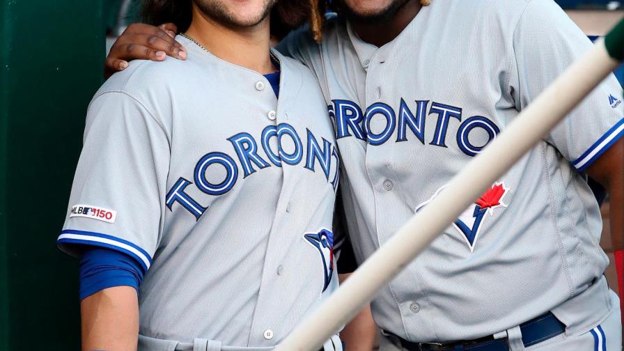 Guerrero tiene en Bichette competencia en Toronto
