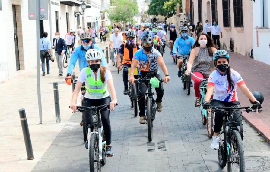 Ciclistas expresan satisfacción por ciclovías en avenidas de la ciudad
