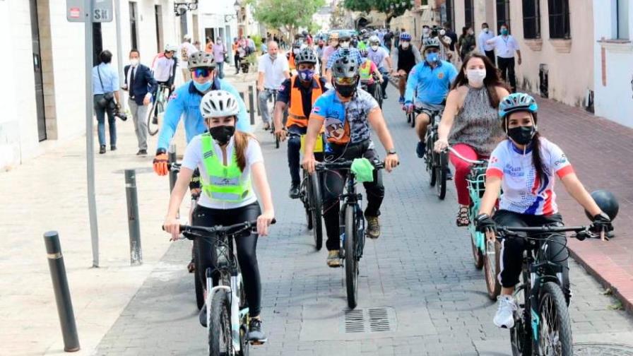 Ciclistas expresan satisfacción por ciclovías en avenidas de la ciudad Ciclistas expresan satisfacción por ciclovías en avenidas de la ciudad
