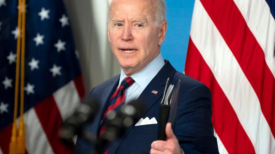 Biden busca frenar la proliferación de armas de fabricación casera en EE.UU.