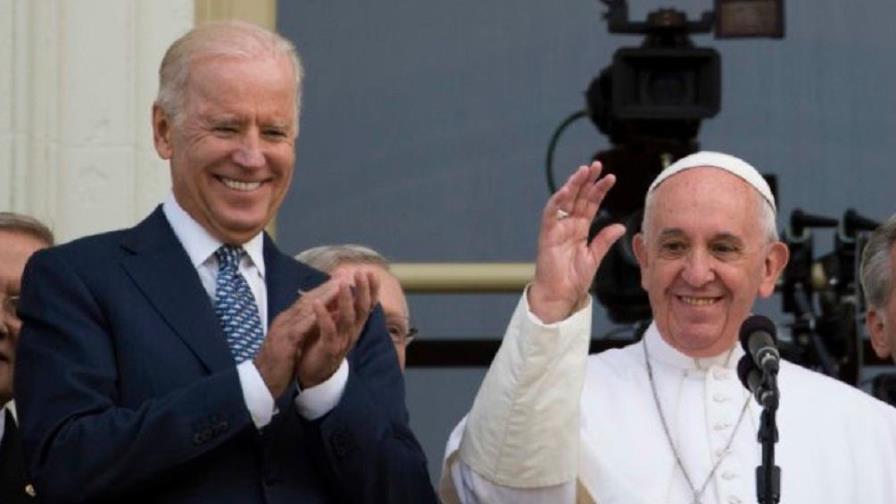 El papa recibe al católico Biden, que divide a la Iglesia estadounidense El papa recibe al católico Biden, que divide a la Iglesia estadounidense