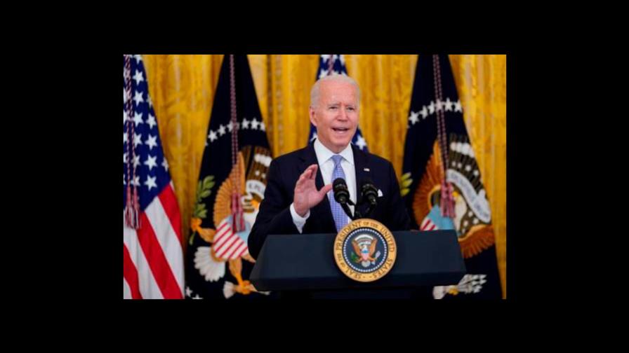 Biden pedirá al Congreso de EEUU bajar precio de los medicamentos con receta