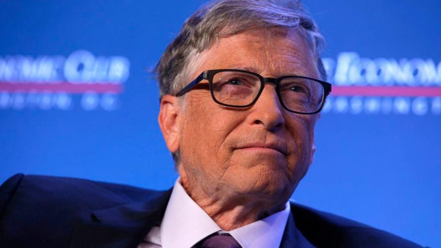 Bill Gates dejó el consejo de Microsoft por un affaire con una empleada, según el ‘Wall Street Journal’