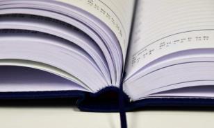 Bimestral es cada dos meses, bimensual dos veces al mes