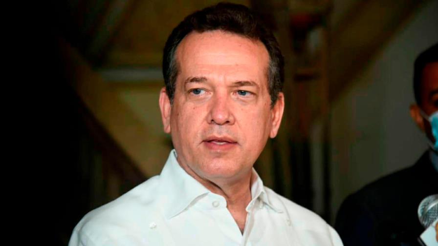 Ito Bisonó favorece la compra de Refidomsa