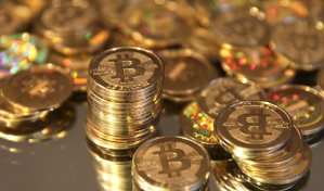 El bitcóin se anota un nuevo récord y se acerca a los 42,000 dólares