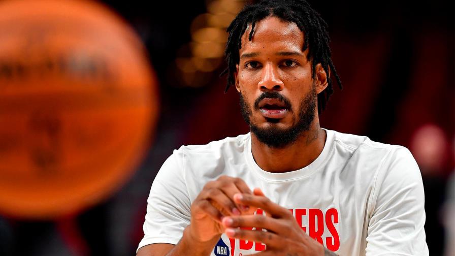 Davis Bertans y Trevor Ariza renuncian a disputar final de temporada